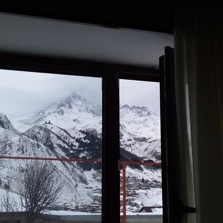 Cozy House Kazbegi Hotel Buitenkant foto